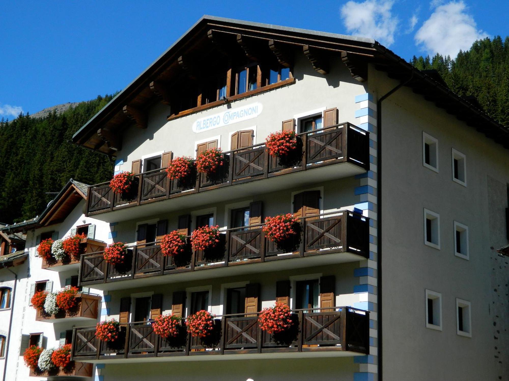 Hotel Compagnoni Santa Caterina Valfurva Buitenkant foto